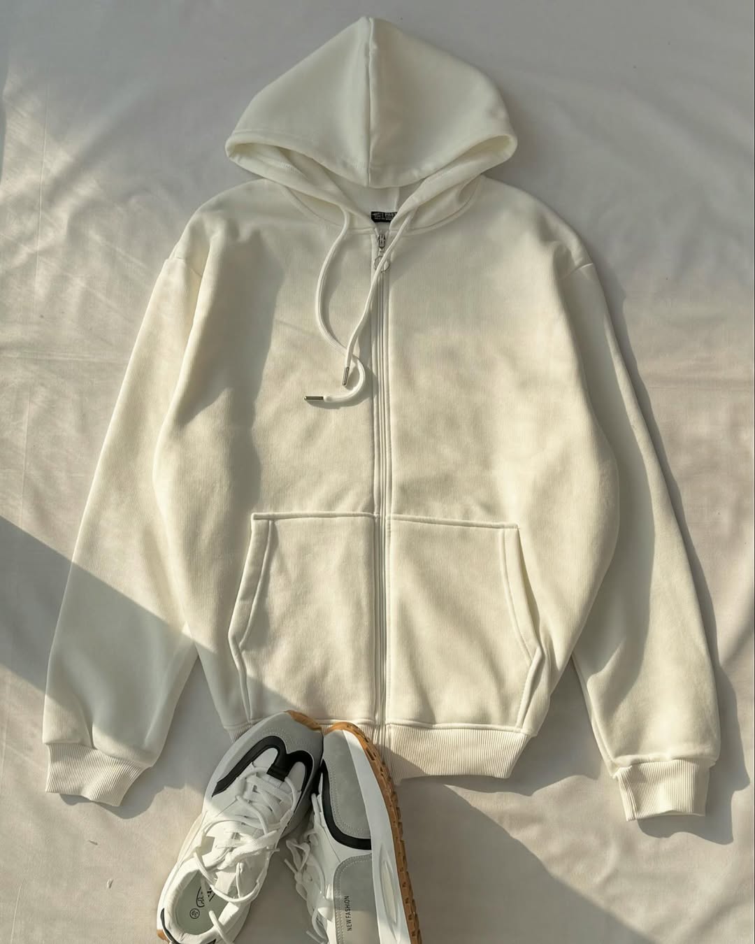 Basic White zipper hoodie